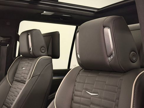 Used 2026 Cadillac Escalade V w/ LPO, Floor Liner Package AWD/4WD image 24