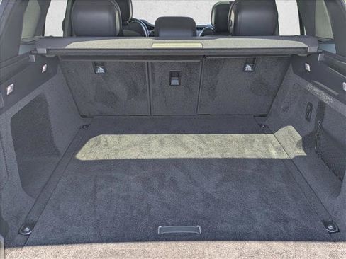 Certified 2023 Land Rover Range Rover SE AWD/4WD image 6