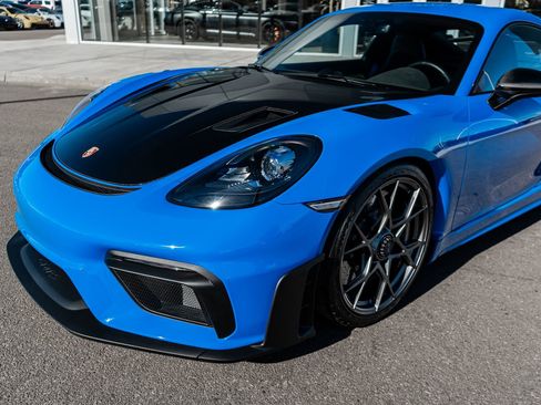 Used 2023 Porsche 718 Cayman GT4 RS image 21