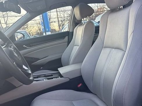 Certified 2020 Honda Accord EX image 5