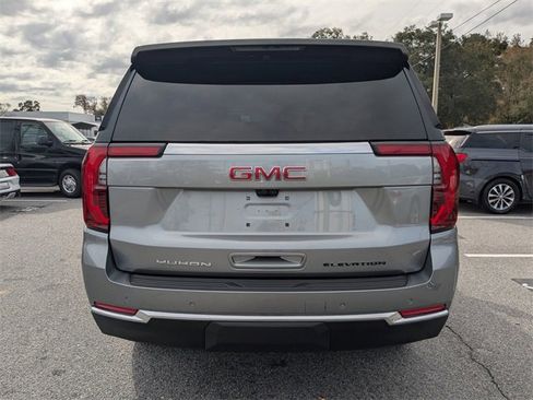 Used 2025 GMC Yukon Elevation w/ Elevation Premium Package image 6