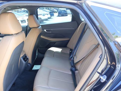 Used 2023 Hyundai Sonata Limited w/ Cargo Package FWD image 35