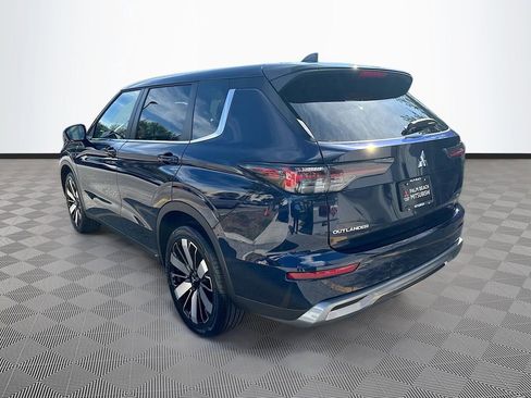 New 2026 Mitsubishi Outlander SE FWD image 5