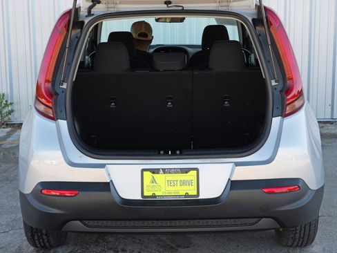 Used 2021 Kia Soul S image 9
