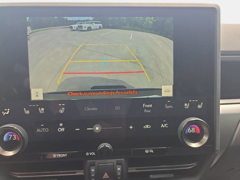 Used 2025 Lexus GX 550 w/ Cold Area Package AWD/4WD image 23