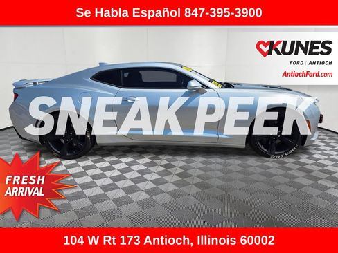 Used 2018 Chevrolet Camaro SS RWD image 10