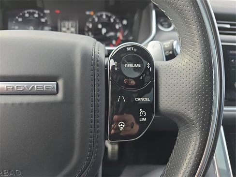 Used 2018 Land Rover Range Rover Sport HSE Dynamic image 21