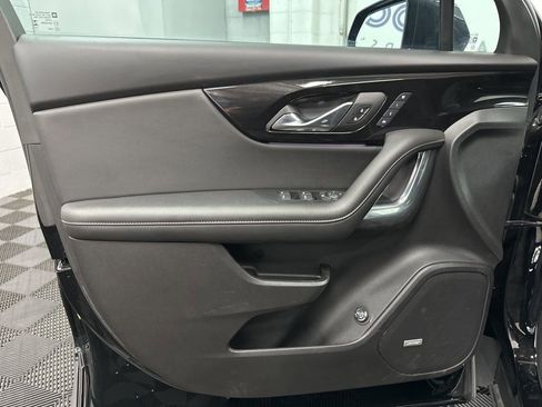 Used 2024 Chevrolet Blazer Premier w/ Enhanced Convenience Package image 15