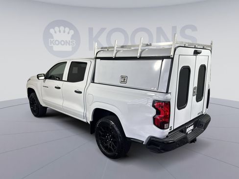 Used 2025 Chevrolet Colorado W/T w/ WT Custom Package image 4