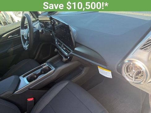 New 2026 Chevrolet Equinox EV LT image 21