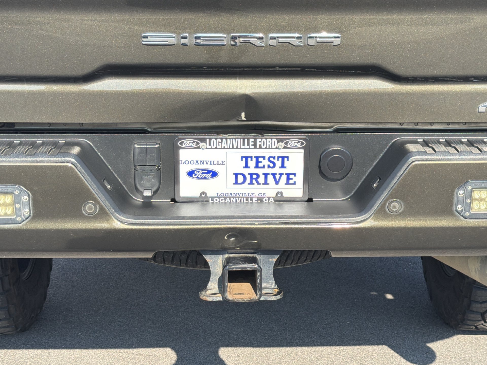 Used 2022 GMC Sierra 2500 AT4 w/ AT4 Premium Plus Package AWD/4WD image 32