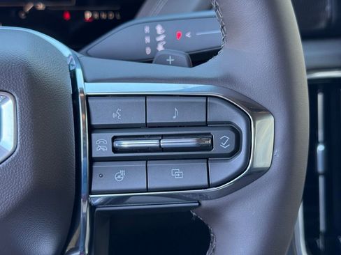 New 2026 GMC Yukon Elevation image 28