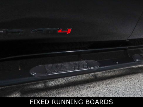 Used 2022 GMC Sierra 2500 AT4 w/ Snow Plow Prep/Camper Package image 12