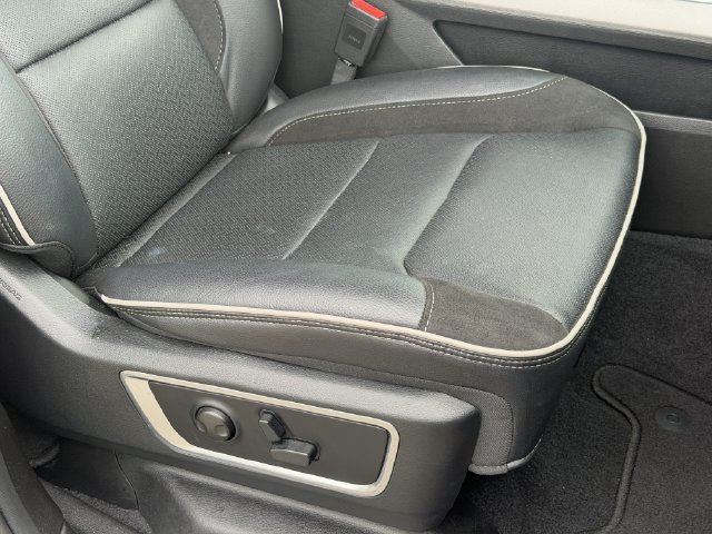 Used 2026 RAM 1500 Laramie AWD/4WD image 17