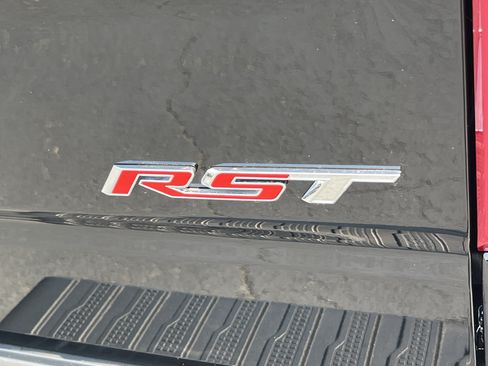 Used 2023 Chevrolet Silverado 1500 RST w/ Z71 Off-Road Package AWD/4WD image 10