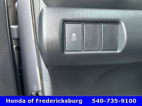 Certified 2024 Honda Pilot Sport image 23