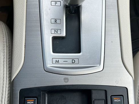 Used 2011 Subaru Legacy 2.5i Limited image 18