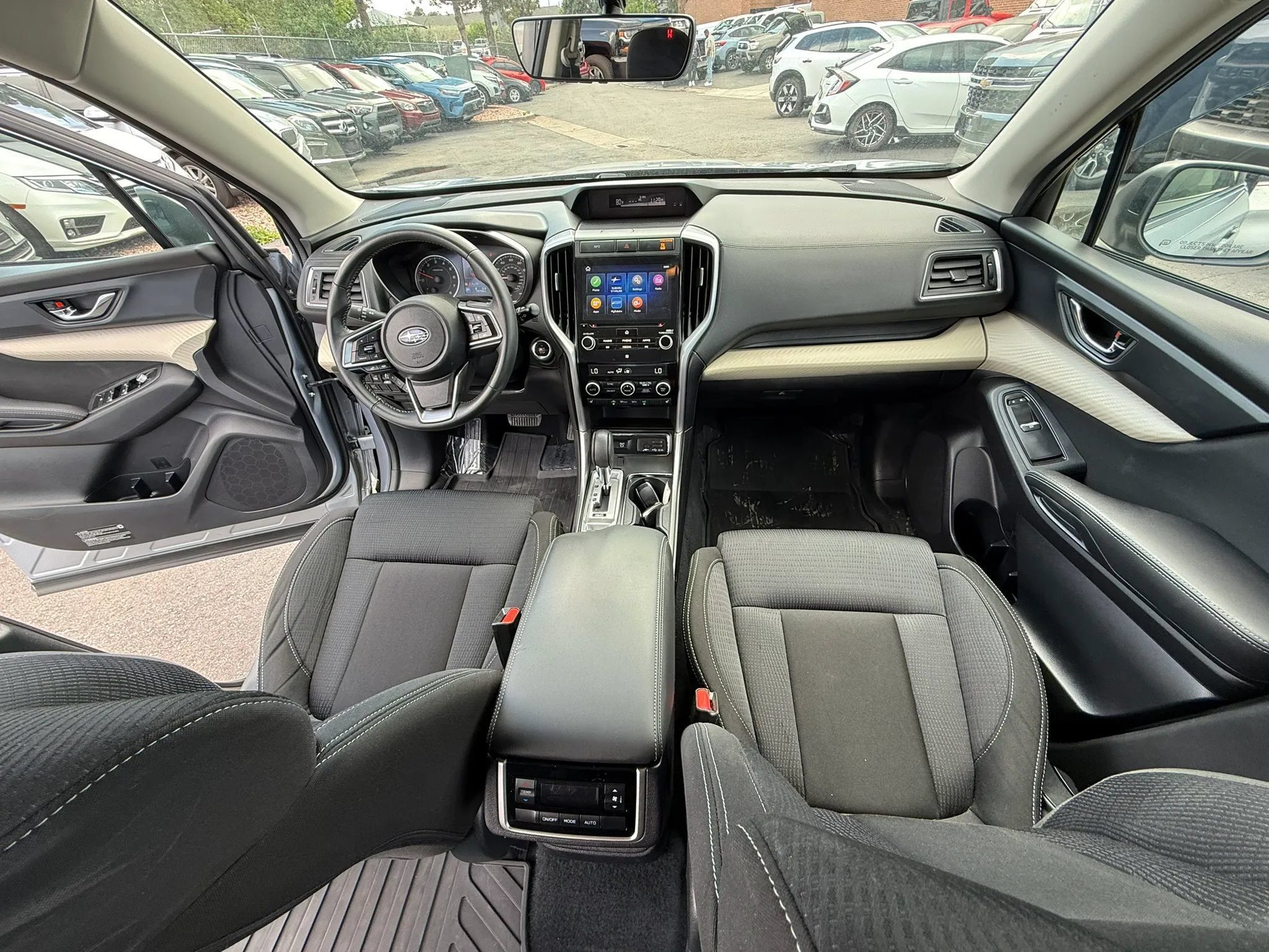 Used 2019 Subaru Ascent Premium AWD/4WD image 19