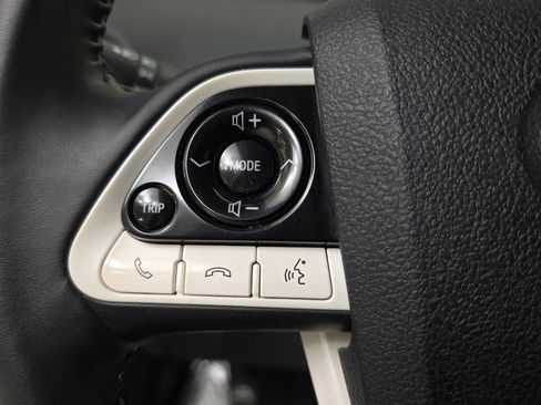 Used 2019 Toyota Prius Prime Advanced w/ Preferred Accessory Package image 19