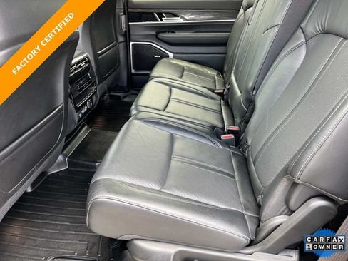 Certified 2022 Jeep Wagoneer Series II AWD/4WD image 20