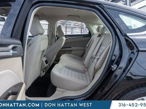 Used 2020 Ford Fusion SE w/ Fleet SE Value Package image 21