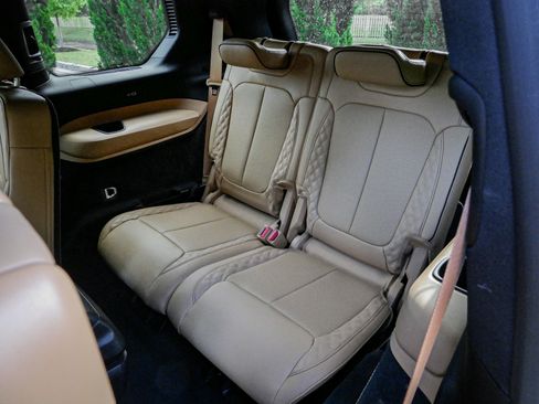 Used 2024 Jeep Grand Cherokee L Summit w/ Advanced Protech Group IV image 32