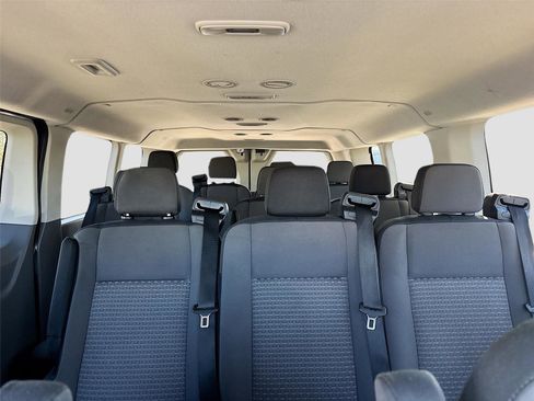 Used 2023 Ford Transit 350 XLT image 23