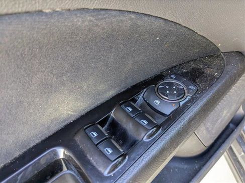 Used 2015 Ford Fusion SE image 8