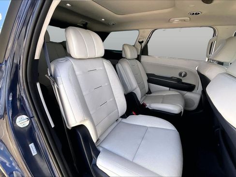 Certified 2026 Hyundai Palisade Calligraphy FWD image 37