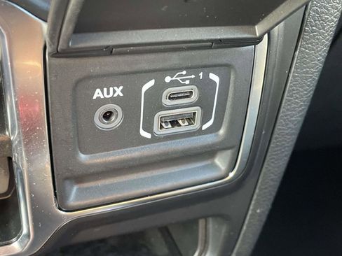 Used 2021 Jeep Wrangler Unlimited Sport image 5