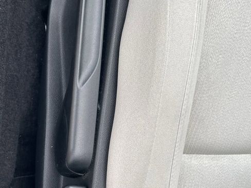 Used 2018 Honda Accord LX image 10