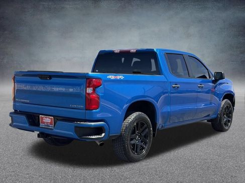 Used 2023 Chevrolet Silverado 1500 Custom AWD/4WD image 3