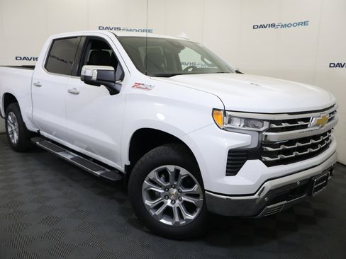 New 2026 Chevrolet Silverado 1500 LTZ w/ LTZ Premium Package AWD/4WD image 37