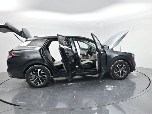 Certified 2023 Kia Sportage EX image 54