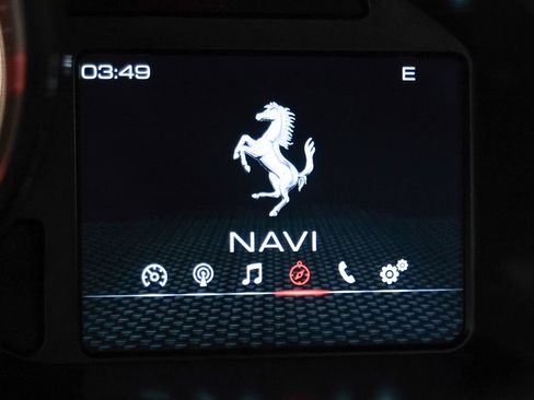 Used 2019 Ferrari 812 Superfast RWD image 38