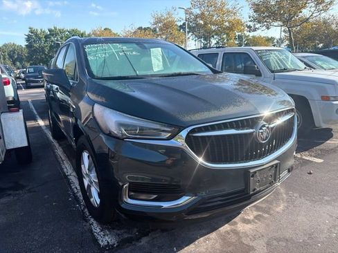 Used 2018 Buick Enclave Essence AWD/4WD image 1