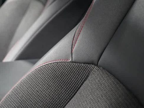 Certified 2025 Toyota bZ4X AWD image 21