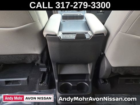 Used 2026 Toyota Sienna XLE FWD image 31