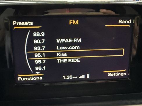 Used 2016 Audi Q3 2.0T Premium Plus image 21