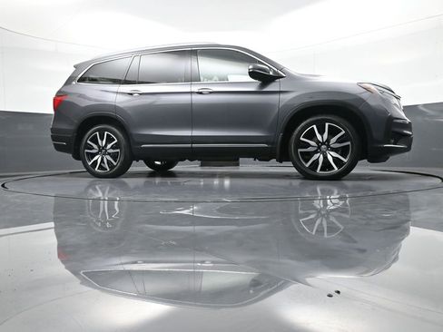 Certified 2022 Honda Pilot Touring image 32