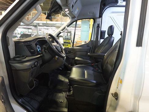 Used 2023 Ford Transit 250 Medium Roof AWD image 18