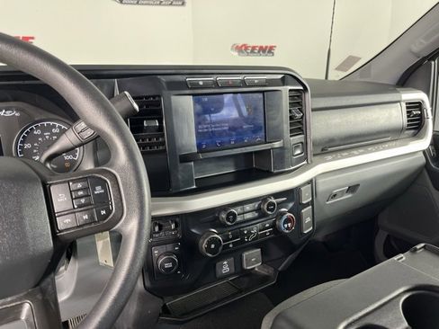 Used 2024 Ford F350 XLT image 19