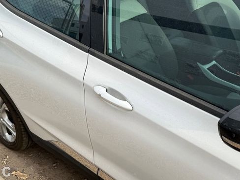 Used 2021 Chevrolet Bolt LT image 9