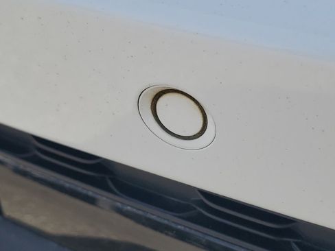 Used 2023 Jeep Grand Cherokee Altitude AWD/4WD image 32