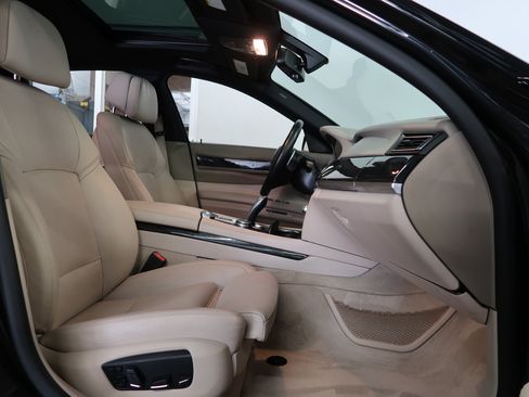 Used 2015 BMW 740i RWD image 30