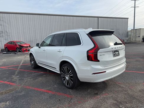 Used 2025 Volvo XC90 B5 Ultra w/ Lounge Package image 5