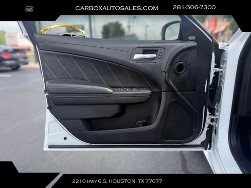 Used 2022 Dodge Charger Scat Pack RWD image 21
