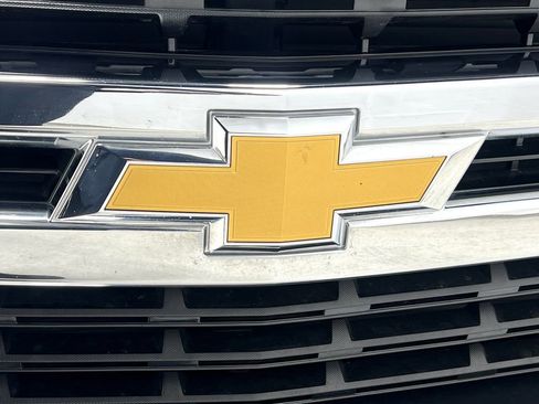 Used 2020 Chevrolet Silverado 1500 LT w/ Convenience Package image 38