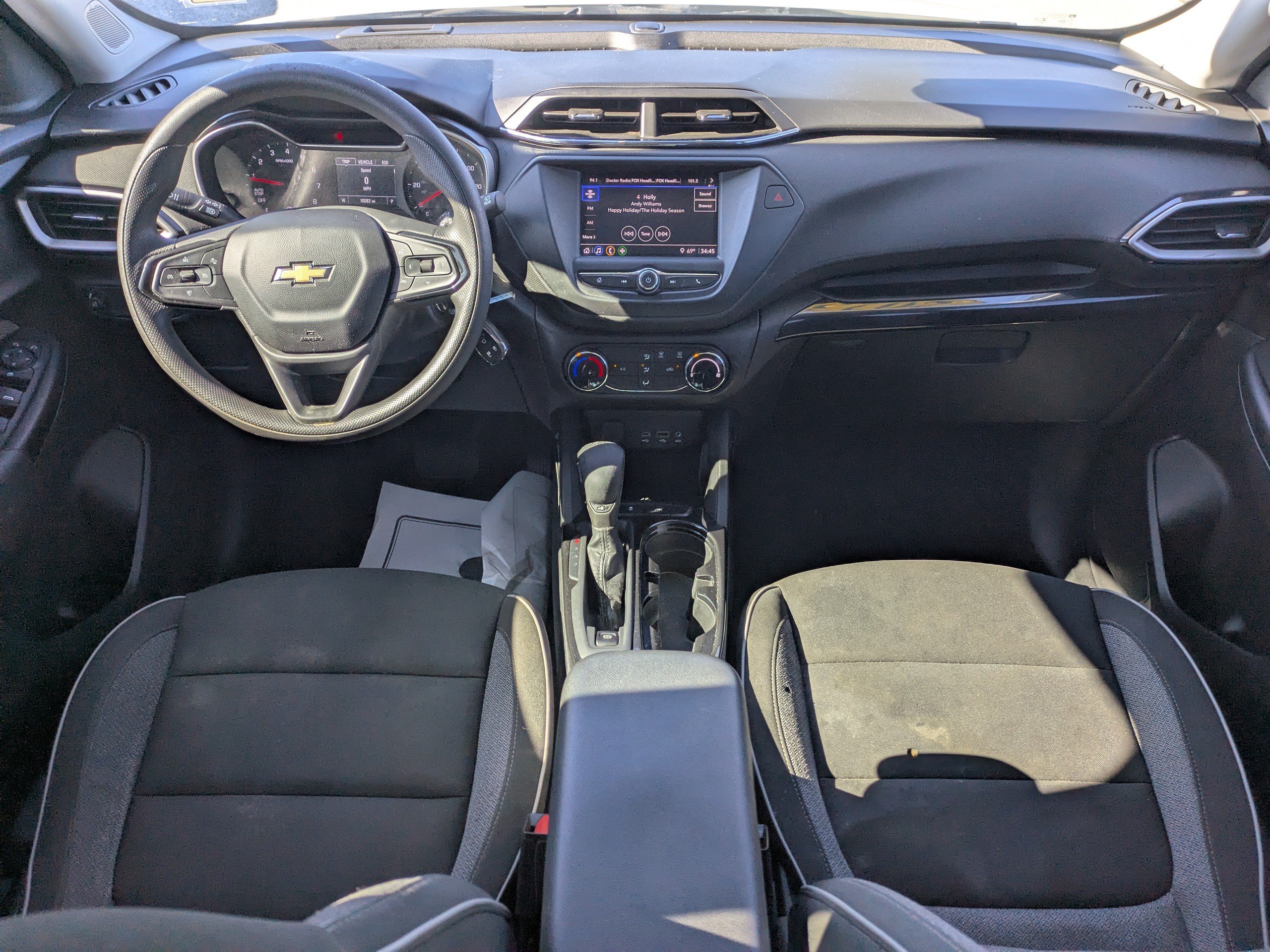 Used 2023 Chevrolet TrailBlazer LS FWD image 12
