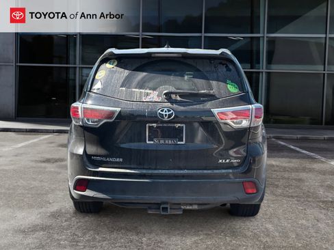 Used 2014 Toyota Highlander XLE AWD/4WD image 4